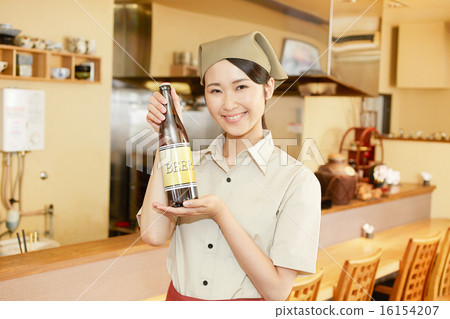 Clerk with beer 16154207