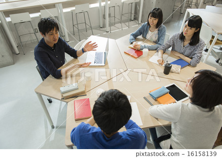 大學生 16158139