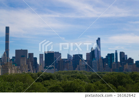 Midtown from the MET rooftop 16162642