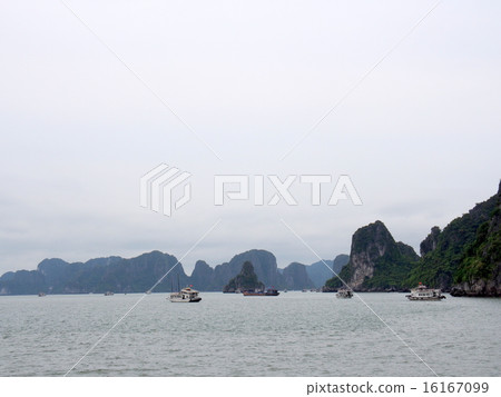 World Heritage Site Vietnam Halong Bay cruise image World Heritage Site Vietnam Halong Bay cruise image 16167099