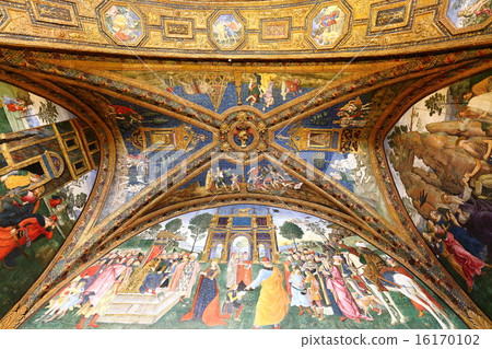 Vatican Art Museum 16170102