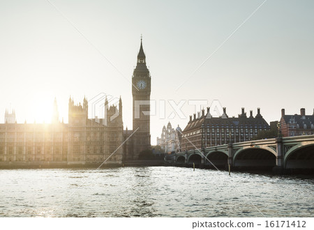 Big Ben and Westminster at sunset, London, UK Big Ben and Westminster at sunset, London, UK 16171412
