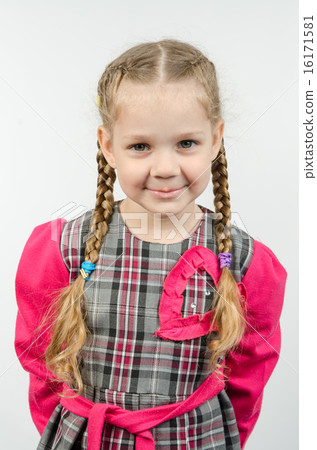 Half-length portrait four-year girl Europeans 16171581