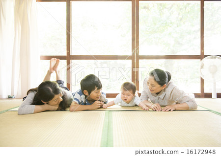 Returning home 16172948