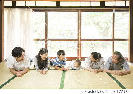 Returning home 16172974