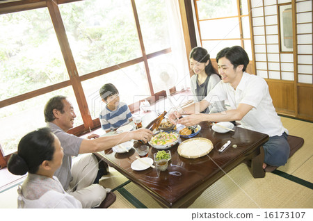 Returning home 16173107