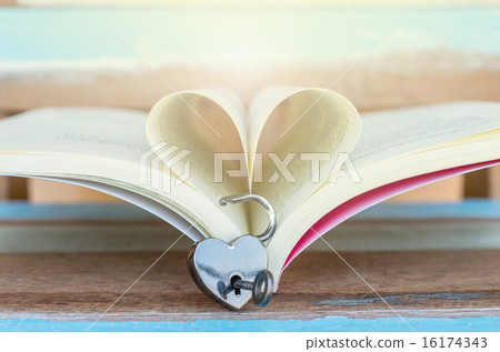 Heart shaped padlock with key and Heart book Heart shaped padlock with key and Heart book 16174343