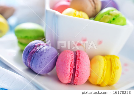 macaroons 16178238