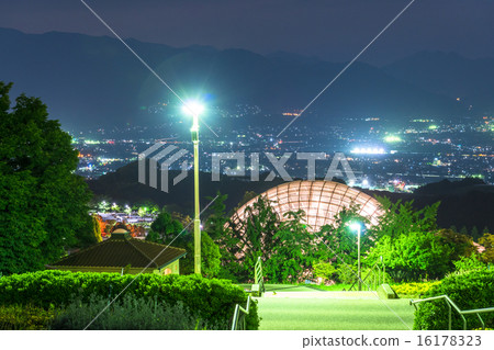 Yamanashi Prefecture, New Japan's Three Night Views [Night view from Fuefukigawa Fruit Park] 16178323