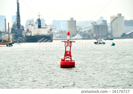 Light bulb of Chiba Port 16178727