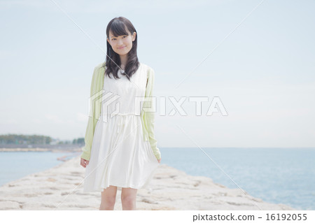 Girl portrait Girl portrait 16192055