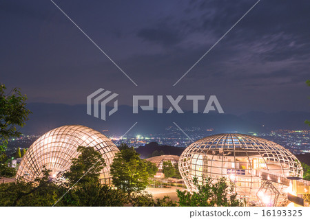 Yamanashi Prefecture, New Japan's Three Night Views [Night view from Fuefukigawa Fruit Park] 16193325