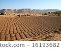 Making sun-dried bricks in Yemen 16193682