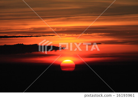 Burning sunrise 16193961