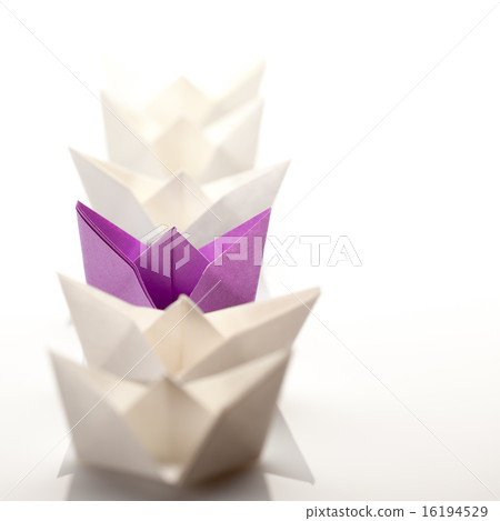 paper ship paper ship 16194529