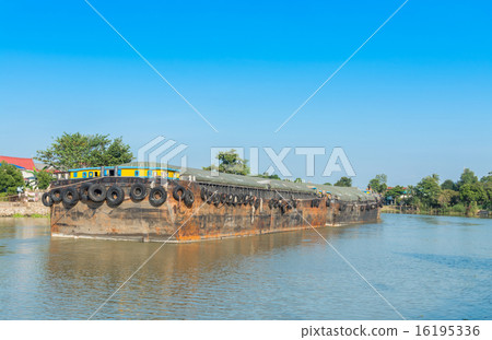 ship ship 16195336