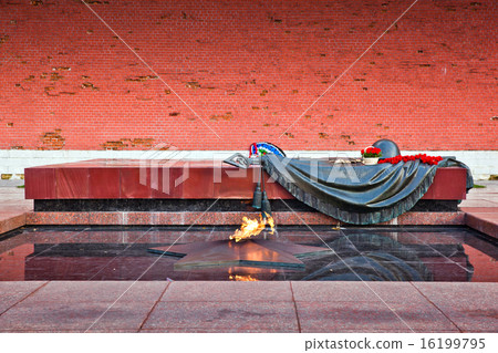 Eternal flame in Moscow, Russia Eternal flame in Moscow, Russia 16199795