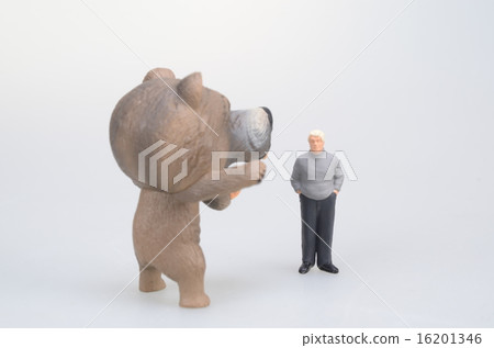 plastic bear toy 16201346