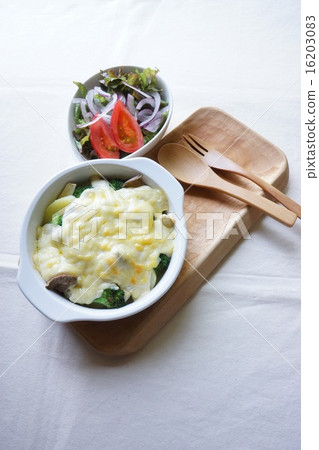 Gratin of tofu cream Gratin of tofu cream 16203083