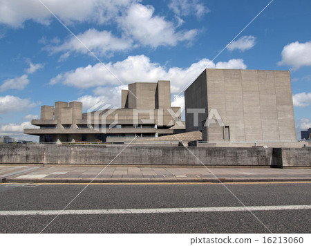 National Theatre London 16213060