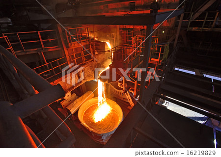 Liquid iron from the ladle Liquid iron from the ladle 16219829