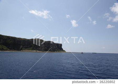 Awajima Island Okinawa Prefecture Shimajiri gun Urakuni village Umesaki islands isolated islands 16220802