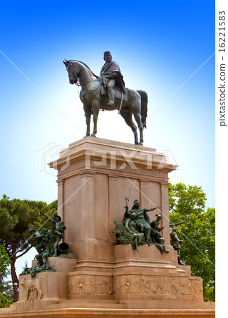 Faro de Gianicolo- Giuseppe Garibaldi's horse monu Faro de Gianicolo- Giuseppe Garibaldi's horse monu 16221583