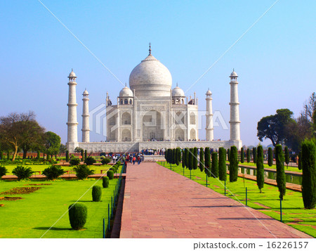 Taj Mahal mausoleum, Agra, India Taj Mahal mausoleum, Agra, India 16226157