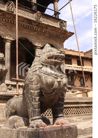 Sculptures of lion, Patan, Kathmandu valley, Nepal Sculptures of lion, Patan, Kathmandu valley, Nepal 16226175