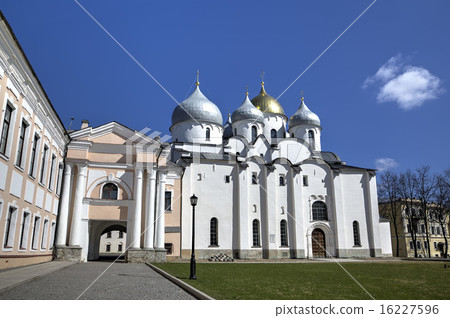 Saint Sophia Cathedral. Veliky Novgorod, Russia 16227596