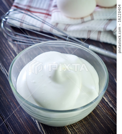 whipping eggs with cream whipping eggs with cream 16228404