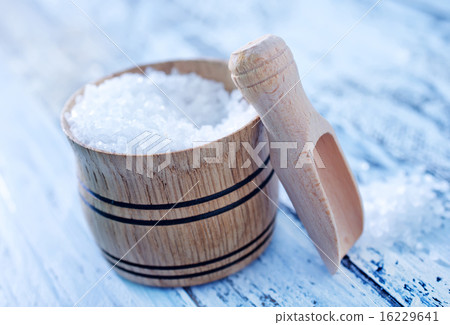sea salt 16229641