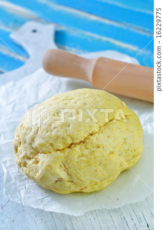 dough 16229775