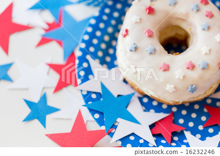 donut with star decoration on independence day 16232246