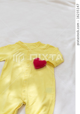 Image of baby clothes and heart Image of baby clothes and heart 16235147