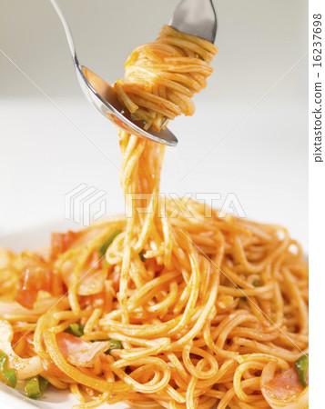 Spaghetti Napolitan (Vertical · Fork) 16237698