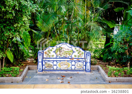 Decorative ceramic tiled bench 16238801
