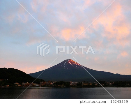 Mt. Fuji that can be burned Mt. Fuji that can be burned 16245339