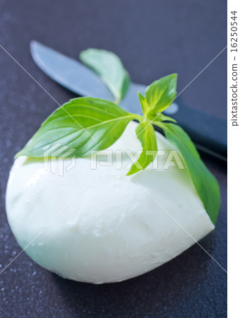 mozzarella mozzarella 16250544