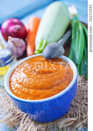 vegetable caviar 16251041