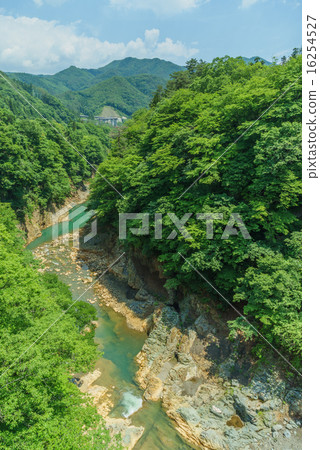 Landscape of the Azuma River in early summer Landscape of the Azuma River in early summer 16254527