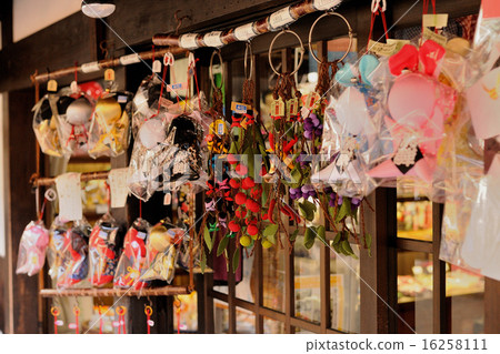 Takayama old townscape folk crafts 16258111