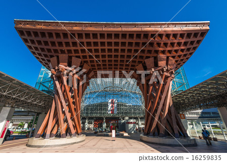 Kanazawa Station Ishikawa Prefecture Station Komon gate 16259835