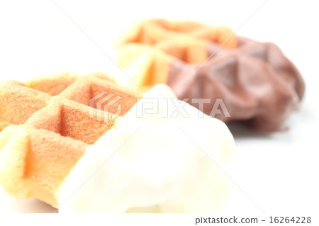 Waffle ~ white chocolate 16264228