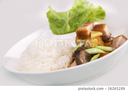 Crispy layered pork rice 16265289