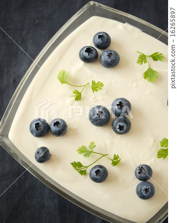 Blueberry rare cheese (high angle) 16265897