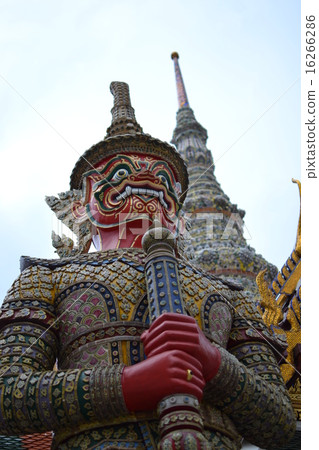 Thai Temple Yak (Ogre) Wat Phra Kaew 16266286