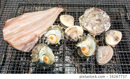 燒烤的炭烤海產品 16267737