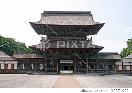 Toyama Takaoka · Zuiryu temple gate Toyama Takaoka · Zuiryu temple gate 16271003