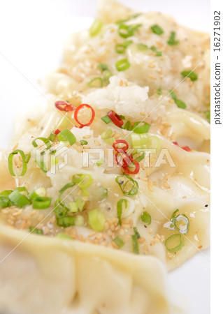 Tasty salt dripping water dumplings Tasty salt dripping water dumplings 16271902